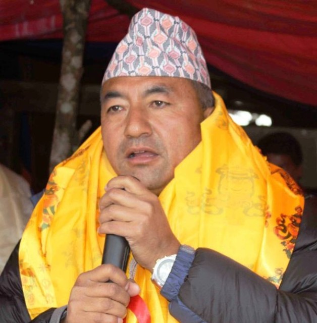 कमाण्ड पोष्टलाई सांसद सुनुवारले दिए आधा महिनाको सेवा सुविधा