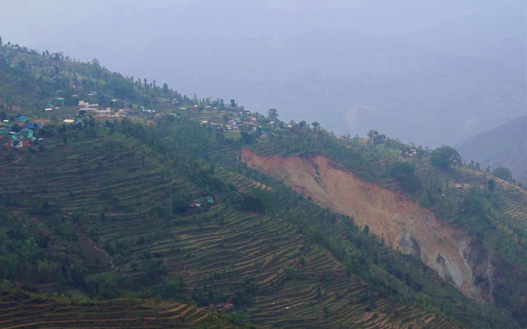 ओखलढुंगामा बाढी तथा पहिरोबाट हुने जोखिम स्थानको पहिचान, कुन कुन बस्ती जोखिममा ? (तालिकासहित)