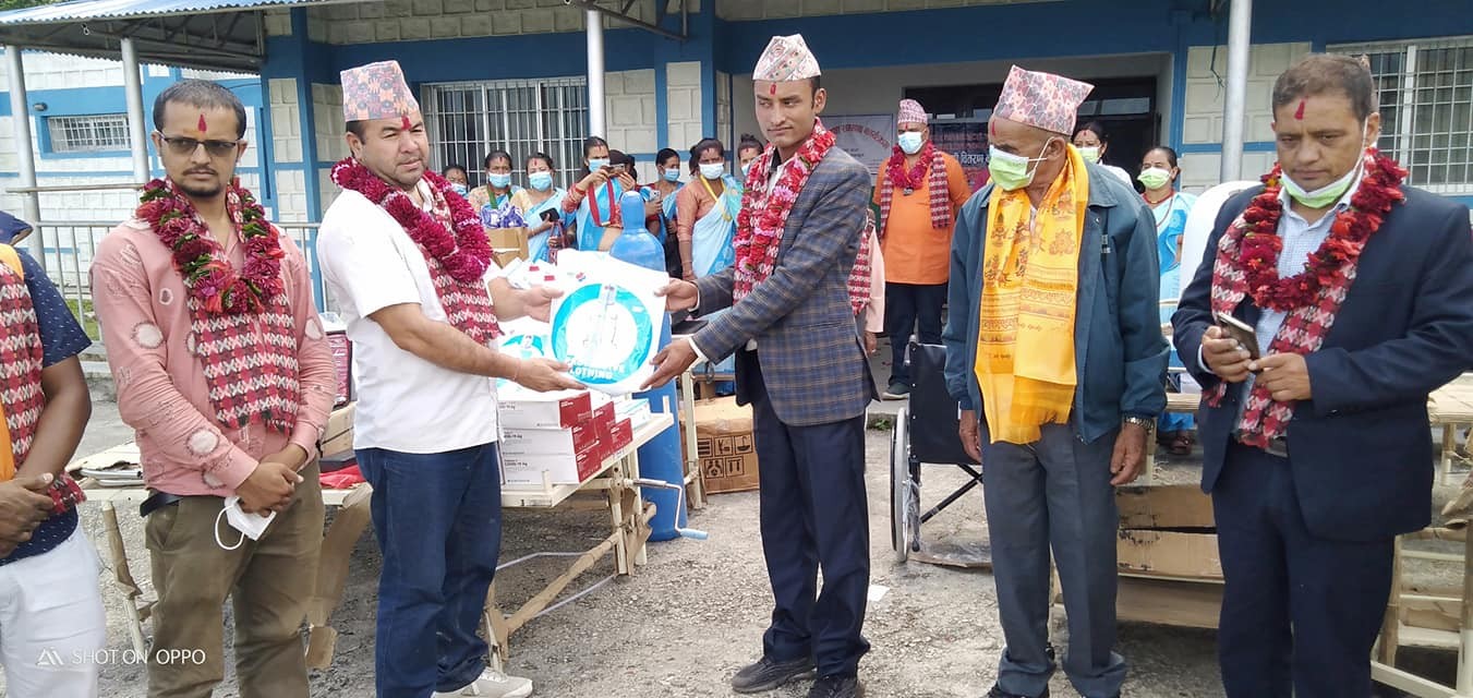 कटुञ्जेमा १५ लाख बराबरको स्वास्थ्य सामाग्री हस्तान्तरण तथा सम्मान कार्यक्रम सम्पन्न