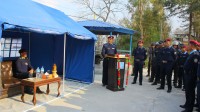 कोशी प्रहरी प्रमुख राजन अधिकारीद्वारा ओखलढुंगामा अनुगमन तथा निरीक्षण