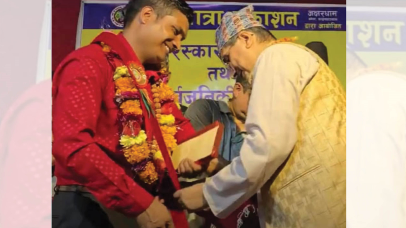 ओखलढुंगाका साहित्यकार कुमार काफ्ले ‘शब्दयात्रा रणलक्ष्मी राष्ट्रिय प्रतिभा पुरस्कार’बाट सम्मानित